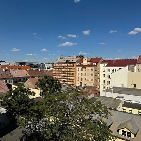 Vitkova Duplex With Terrace Near Florenc Apartament