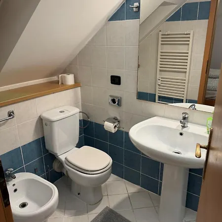 Vitkova Duplex With Terrace Near Florenc * Praga