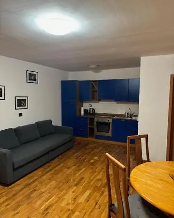 Vitkova Duplex With Terrace Near Florenc * Prag