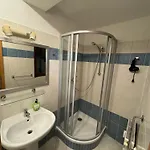 Vitkova Duplex With Terrace Near Florenc Daire