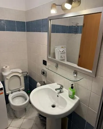 Vitkova Duplex With Terrace Near Florenc דירה *