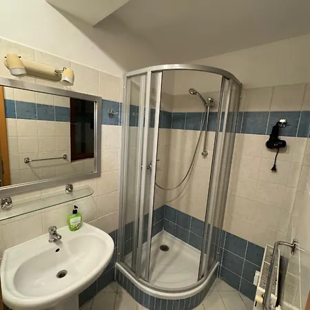 Vitkova Duplex With Terrace Near Florenc דירה
